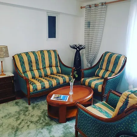 Les 2 Droles D'oiseaux Bed & Breakfast