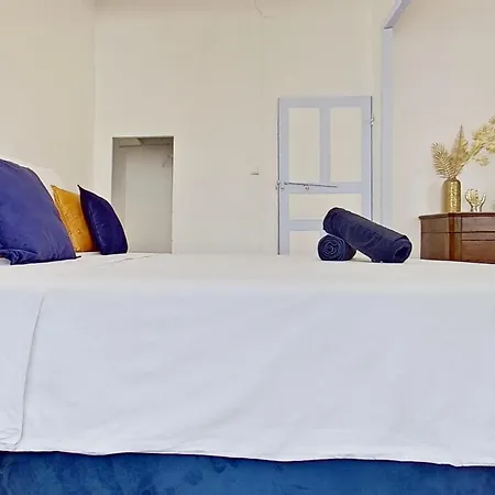 Bed & Breakfast Les 2 Droles D'oiseaux Luc-sur-Orbieu