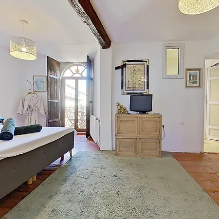 Les 2 Droles D'oiseaux Bed and Breakfast *