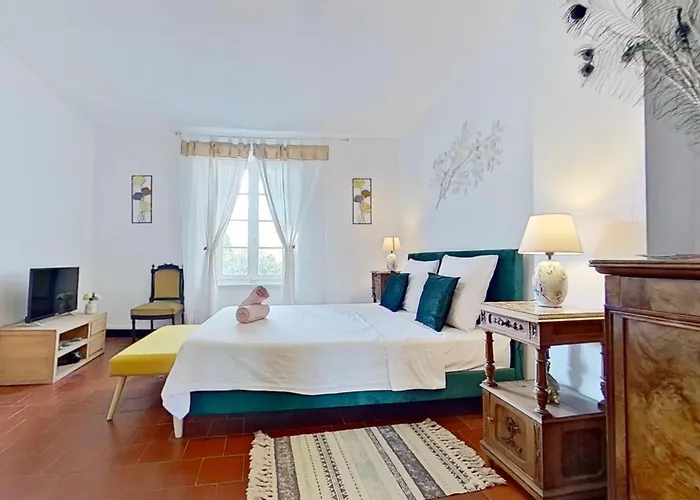 Bed & Breakfast Les 2 Droles D'oiseaux Luc-sur-Orbieu