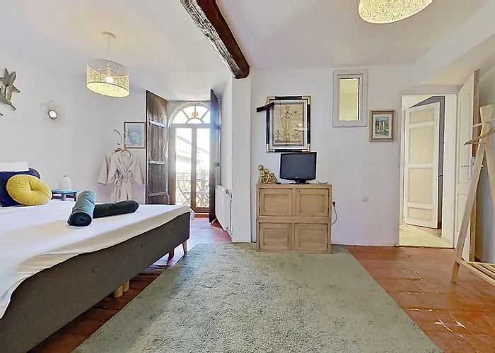 Les 2 Droles D'oiseaux Bed & Breakfast *