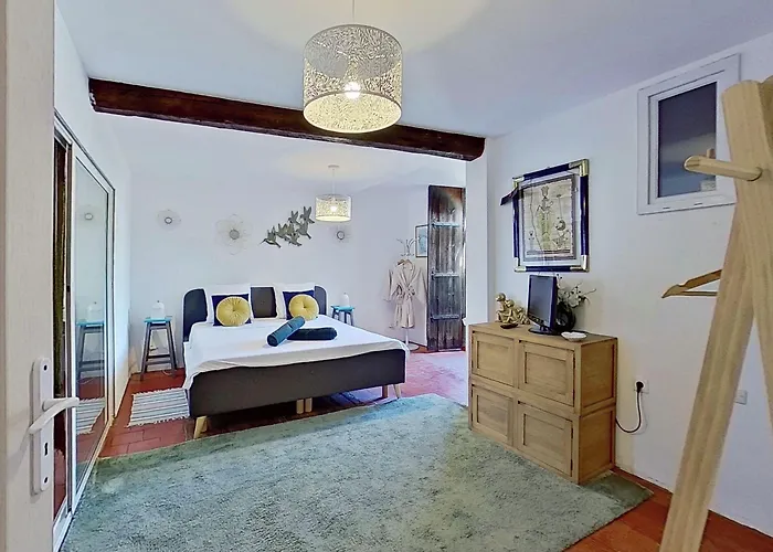 Les 2 Droles D'oiseaux Bed & Breakfast *